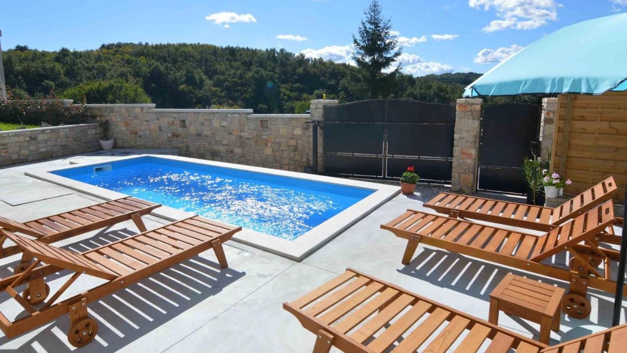Villa Beram Екстер'єр фото
